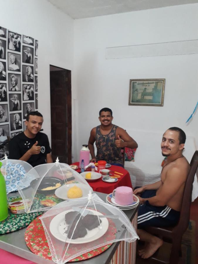 Perto Do Aeroporto De Salvador - Dona Pitanga Hostel Lauro de Freitas Extérieur photo