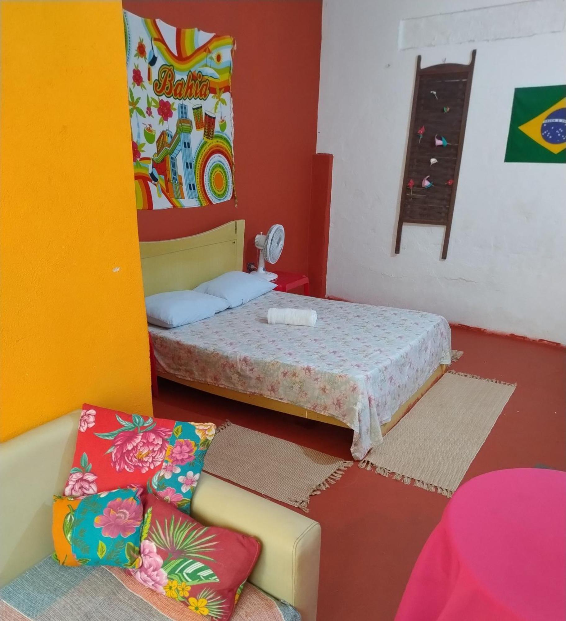 Perto Do Aeroporto De Salvador - Dona Pitanga Hostel Lauro de Freitas Extérieur photo